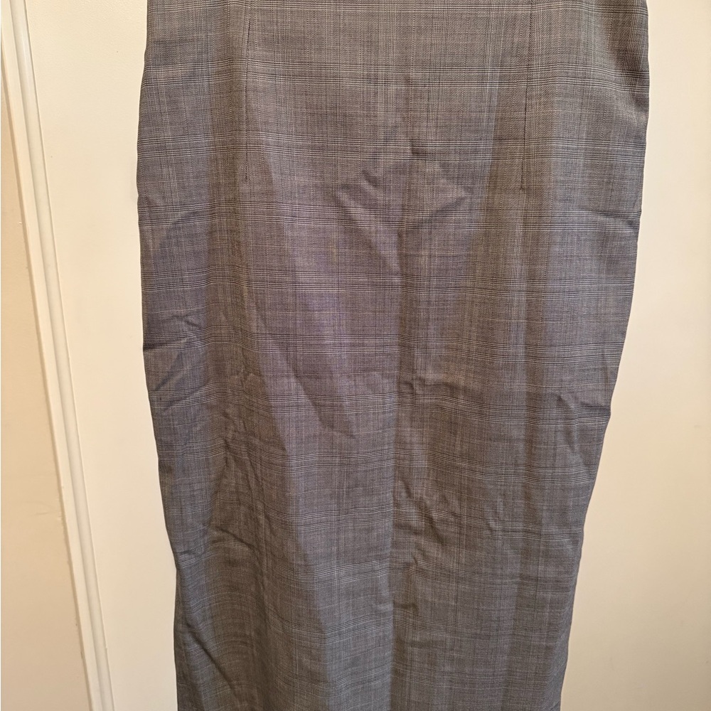 Banana Republic Gray and White Plaid Pencil Skirt